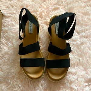 Used Steve Madden Platform sandals
